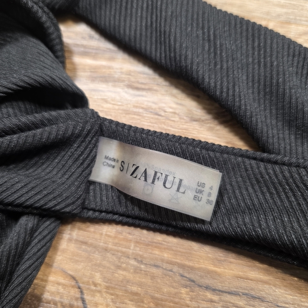 Zaful Black Ribbed Cheeky Bikini Set Size 4 - Picture 4 of 6